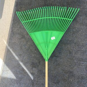 Large Leaf Rake